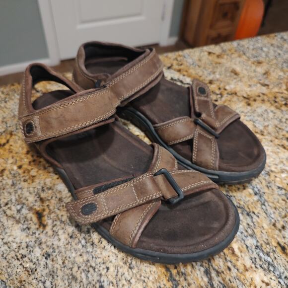 Teva Brown Sandals Size 9M Model SN16544 - Picture 2 of 13